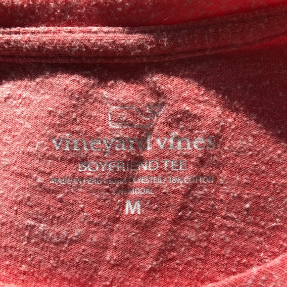 Vineyard Vines T - Picture 4 of 4